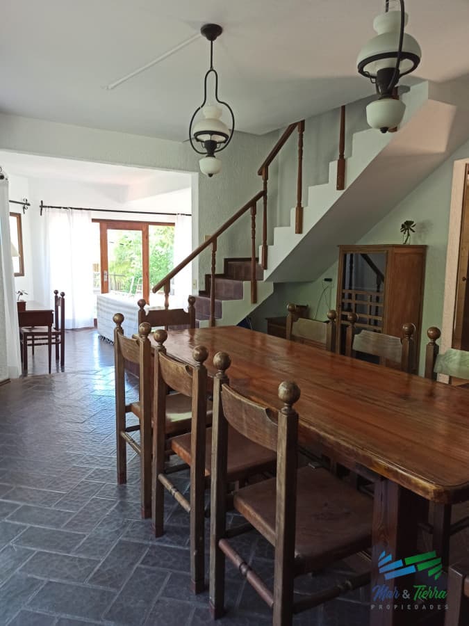 Buena Oportunidad en El Chorro-Manantiales-R.104 a 5 cuadras de la playa.