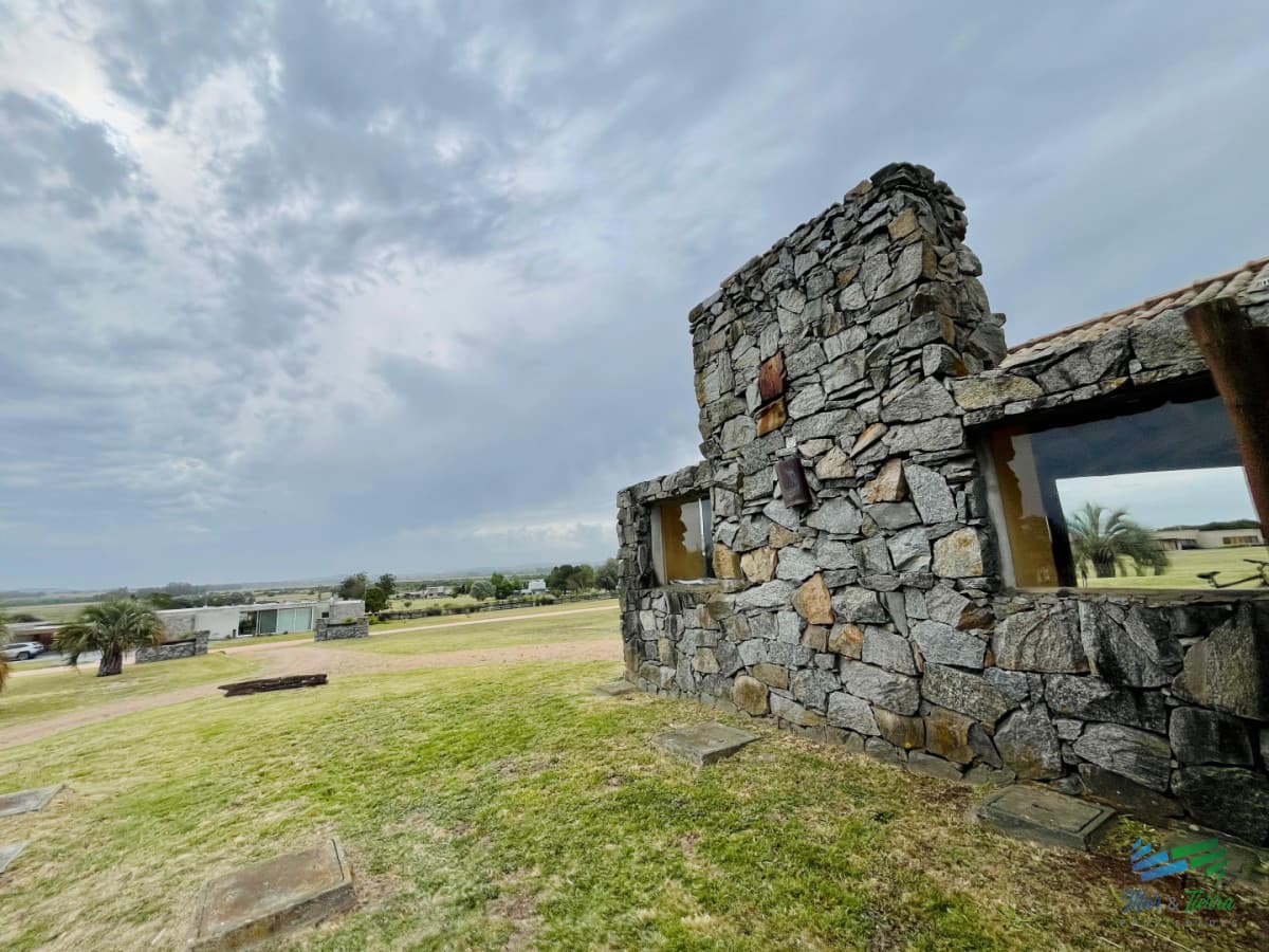 Casa en venta en barrio privado EL Quijote, La Barra, Punta del Este