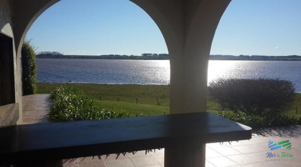 Espectacular chacra con casa y vista únicas a 10 minutos de Jose Ignacio !