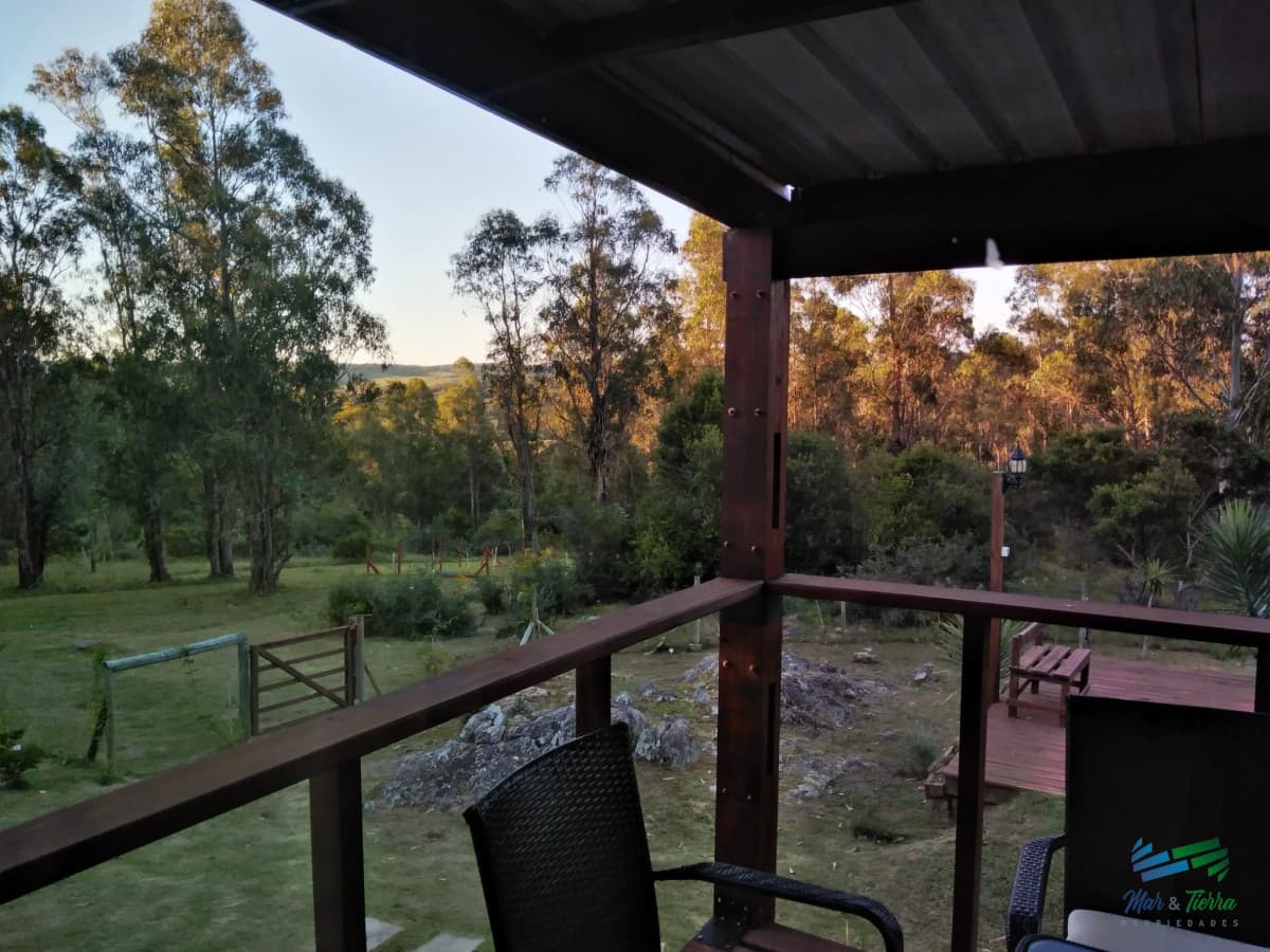 Muy linda chacra con casa, arbolada y bien ubicada