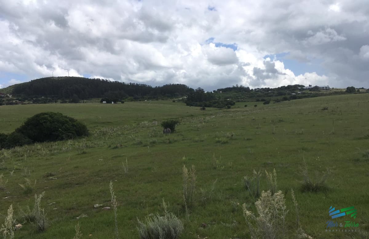 Chacra Idilica, 5 Has con cañada, monte nativo y vistas a las sierras !