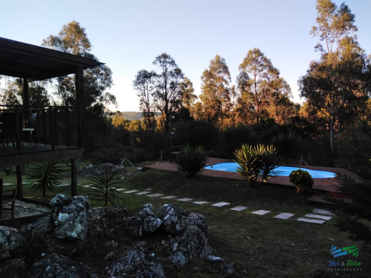 Muy linda chacra con casa, arbolada y bien ubicada