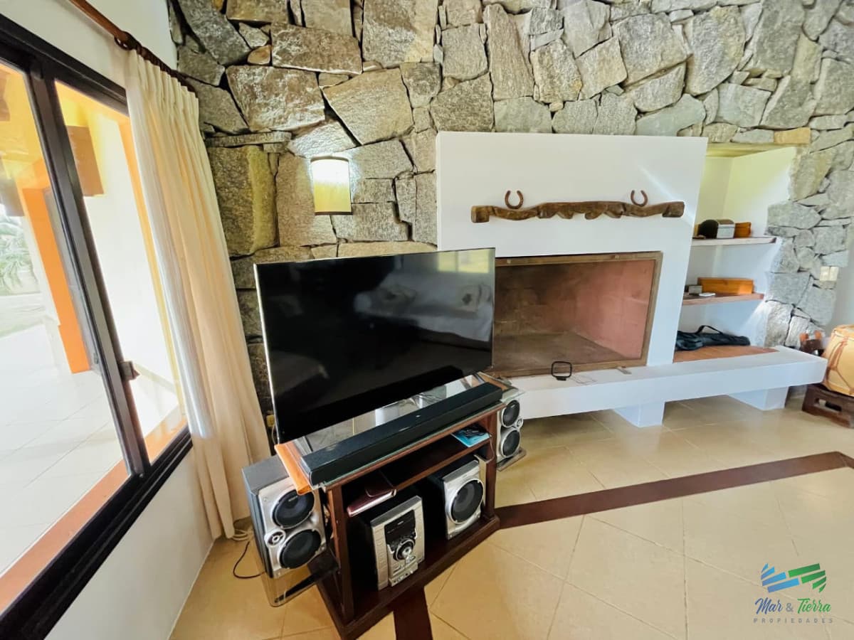Casa en venta en barrio privado EL Quijote, La Barra, Punta del Este