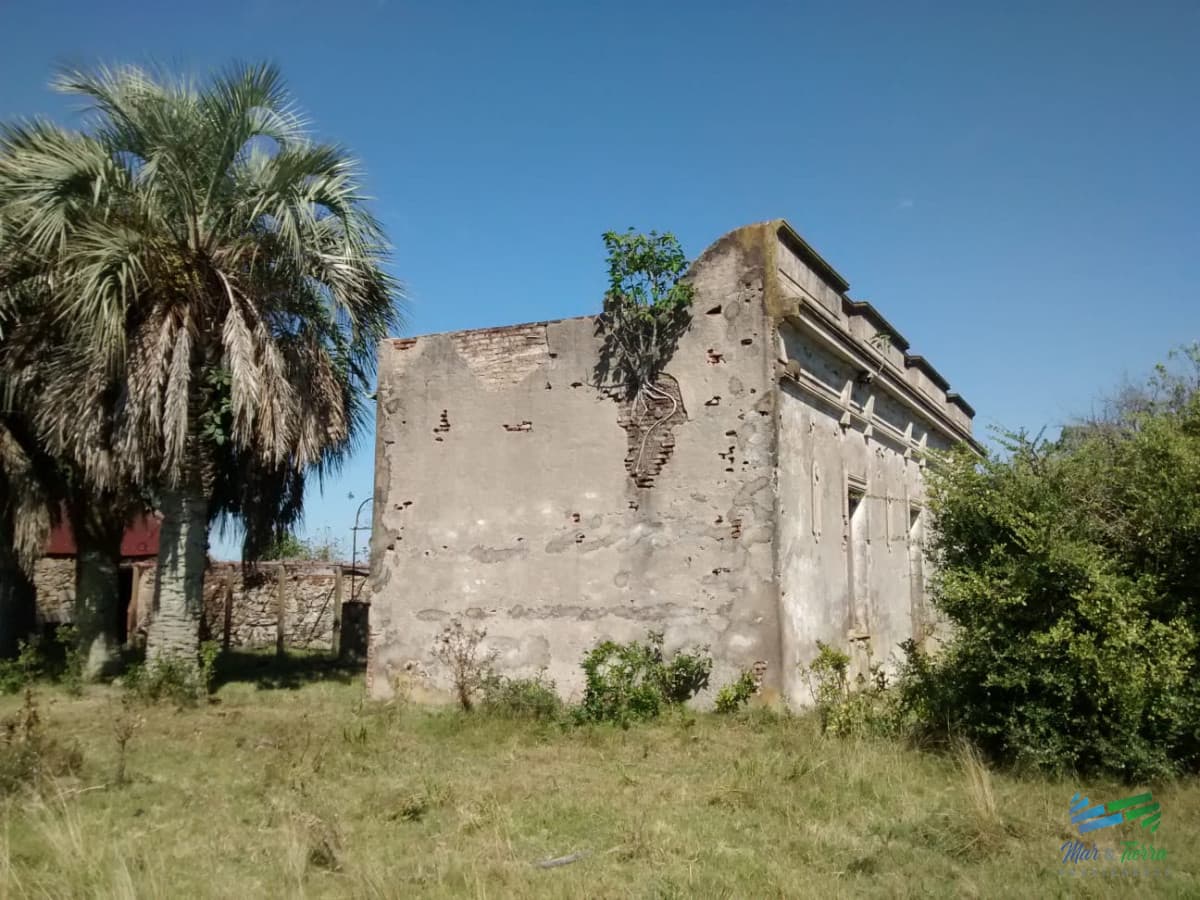 Lindo campo ganadero de 78 Has muy bien ubicado, muy pintoresco.