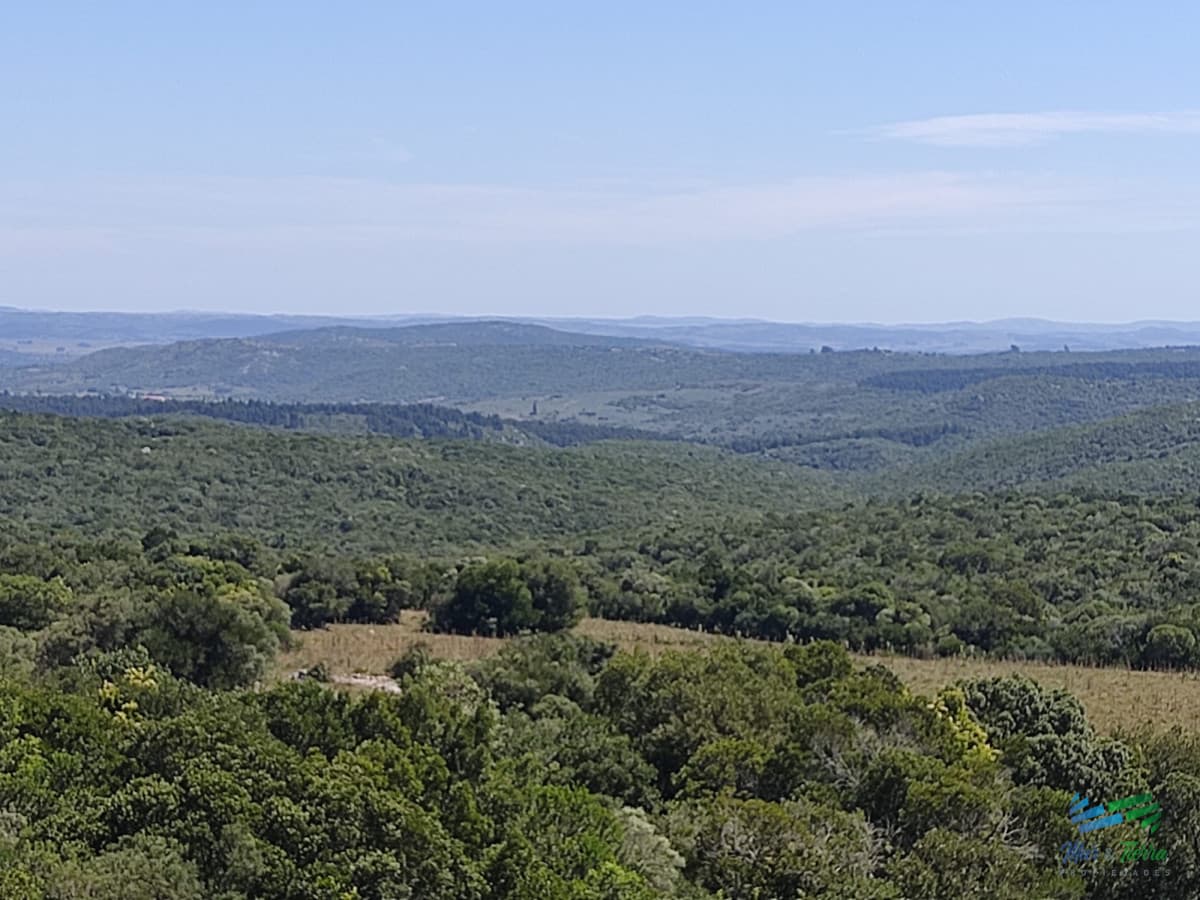 Un lugar único en el punto mas alto del país, 76 Has Sierras, Paz y Vistas Increíbles !