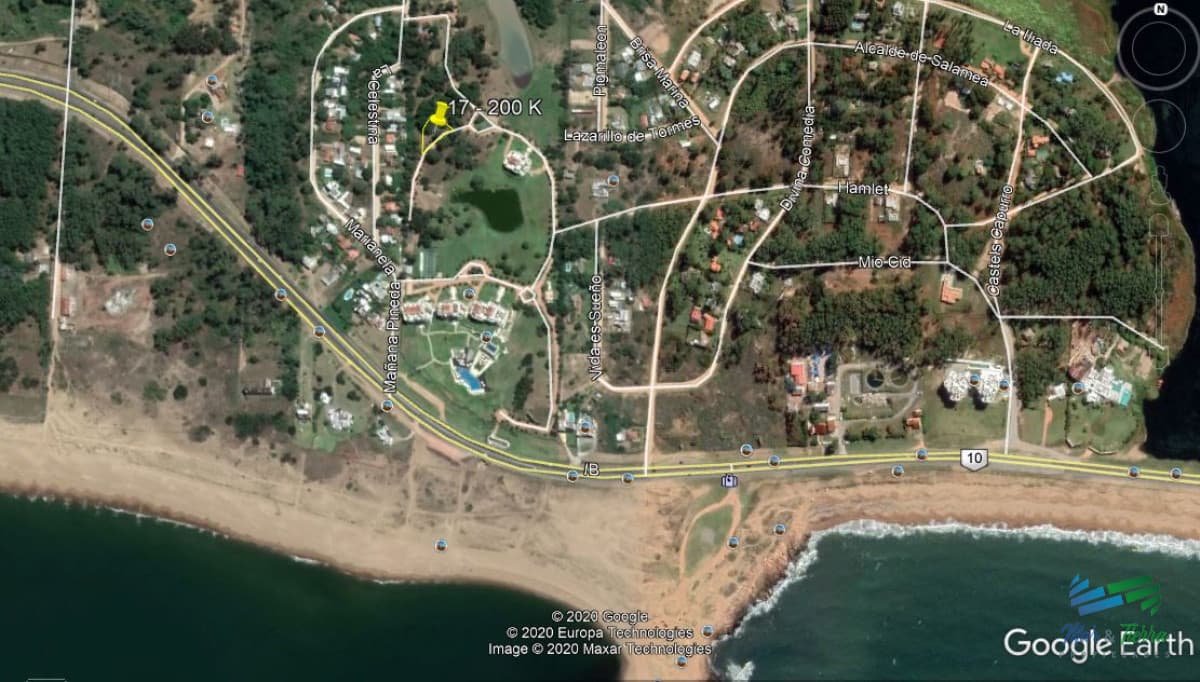 Vendo terreno de 1002 m2 en Playa Mansa Punta del Este