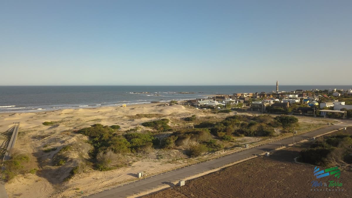 Venta de terreno en José Ignacio, Maldonado, proximo a la playa