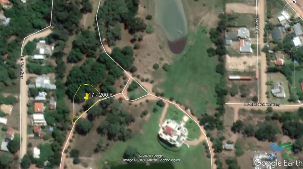 Vendo terreno de 1002 m2 en Playa Mansa Punta del Este