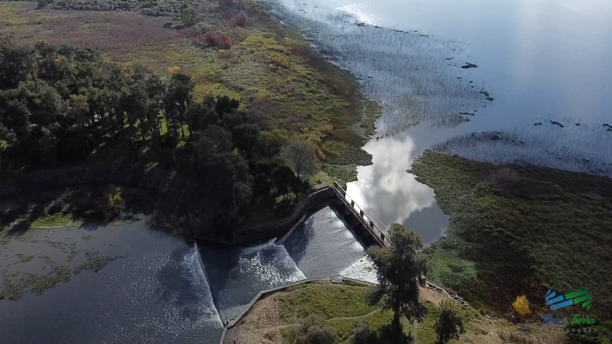 Venta de terreno de 1.514 m2 en club del lago cerca de la laguna