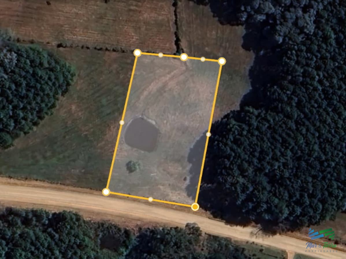Venta de terreno de 4.000 m2 en las Silvias Punta del Este, Laguna del diario