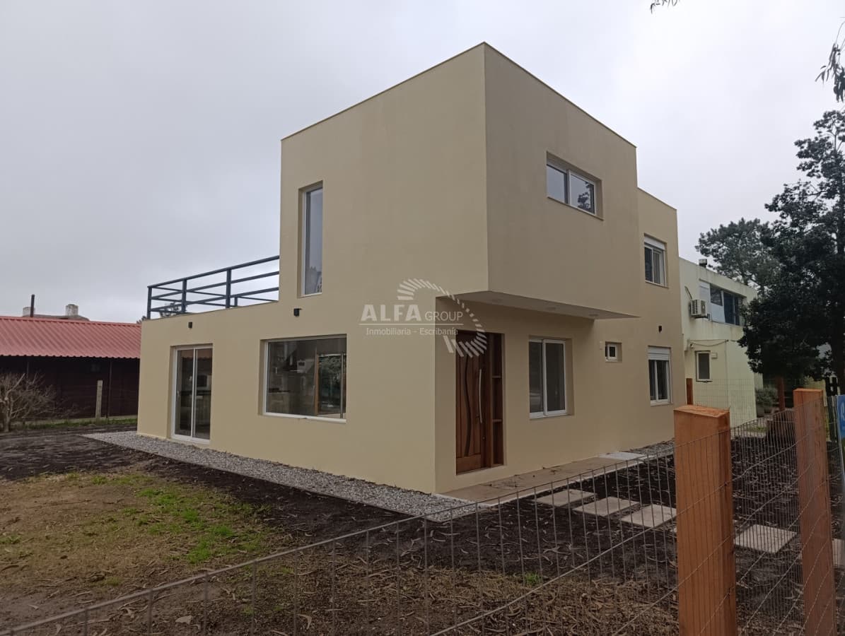 Casa a estrenar en venta