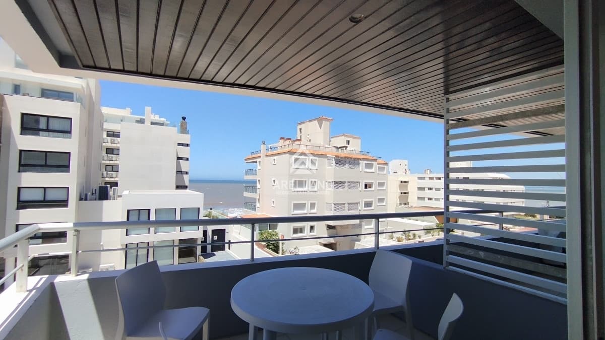 Apartamento ID.2700 - Venta apartamento 3 dormitorios Península