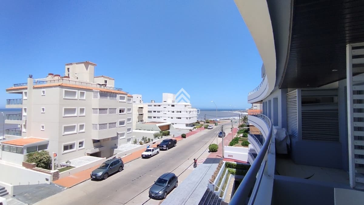 Apartamento ID.2700 - Venta apartamento 3 dormitorios Península