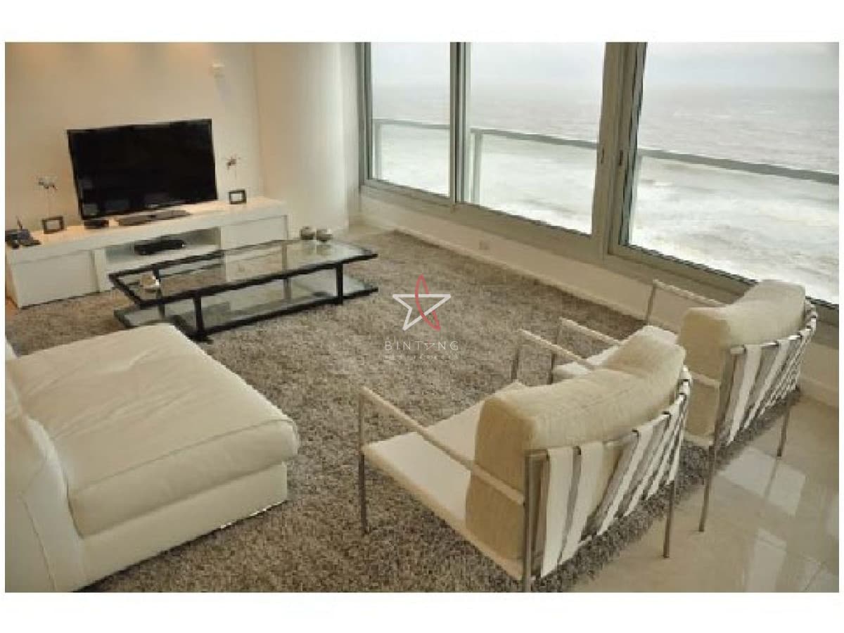 APARTAMENTO, 3DORM EN SUITE MAS SERVICIO, PLAYA BRAVA, PUNTA DEL ESTE, ALQUILER - Bintang Propiedades