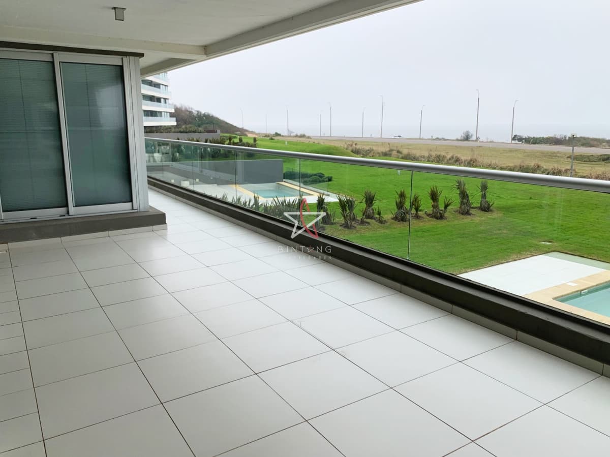 APARTAMENTO, 4 DORM Y DEP, PLAYA BRAVA, PUNTA DEL ESTE, VENTA Y ALQUILER - Bintang Propiedades