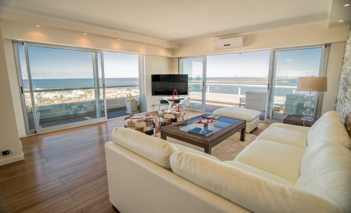 Penthouse, 2 dorm, Punta del Este, Península, Venta y Alquiler - Bintang Propiedades