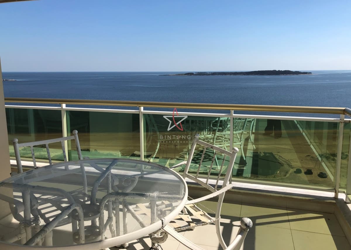 APARTAMENTO, 3 DORM Y DEPENDENCIA, MANSA, PUNTA DEL ESTE, ALQUILER - Bintang Propiedades