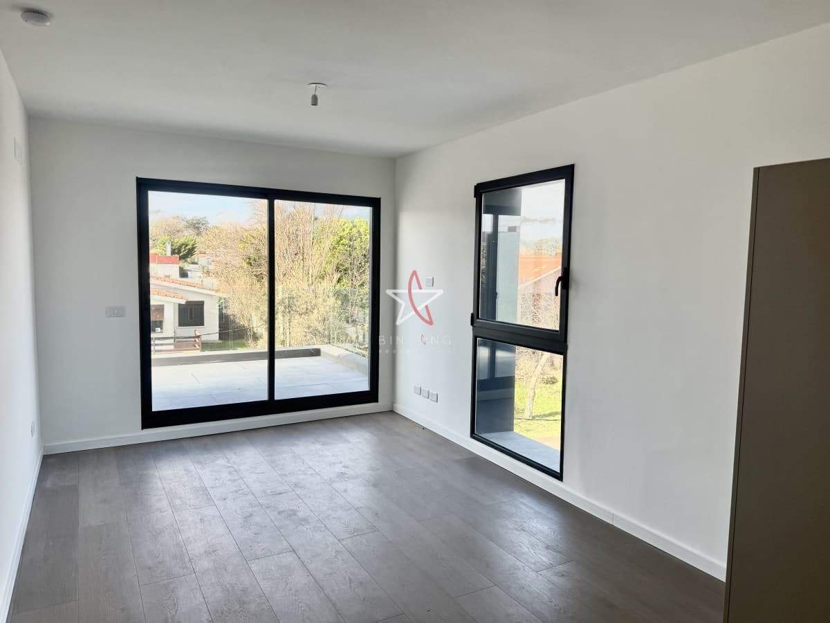 APARTAMENTO, 2 ½ DORMITORIOS, BAÑO, PLAYA MANSA, PUNTA DEL ESTE, VENTA  - Bintang Propiedades
