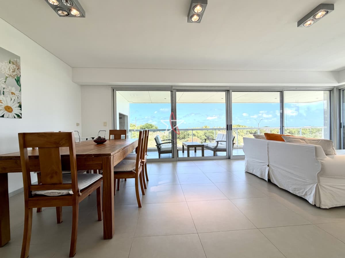 3 dorm y dep, brava, Punta del Este Venta - Bintang Propiedades