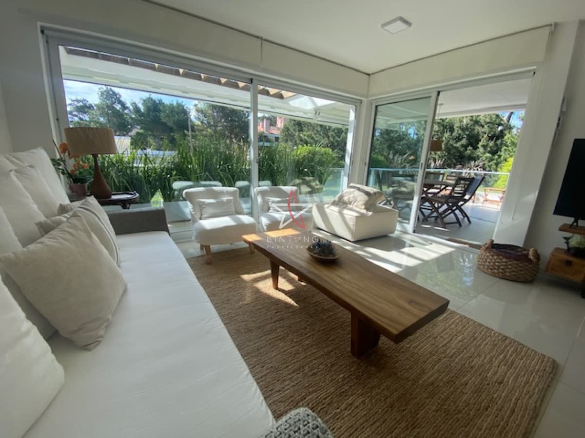 APARTAMENTO, 2 DORMITORIOS, MANSA, ALQUILER  - Bintang Propiedades
