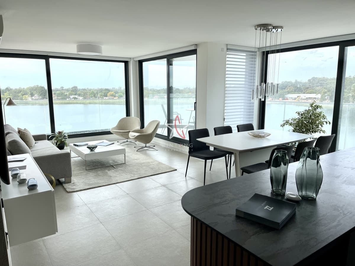 Apartamento, 3 dormitorios,3 baños, Carrasco, Montevideo, Venta - Bintang Propiedades