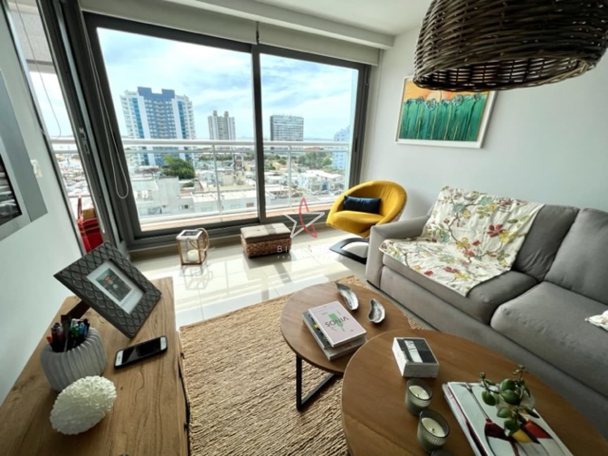 APARTAMENTO, 1 DORM Y MEDIO, 2 BAÑOS, PLAYA BRAVA, PUNTA DEL ESTE, ALQUILER - Bintang Propiedades