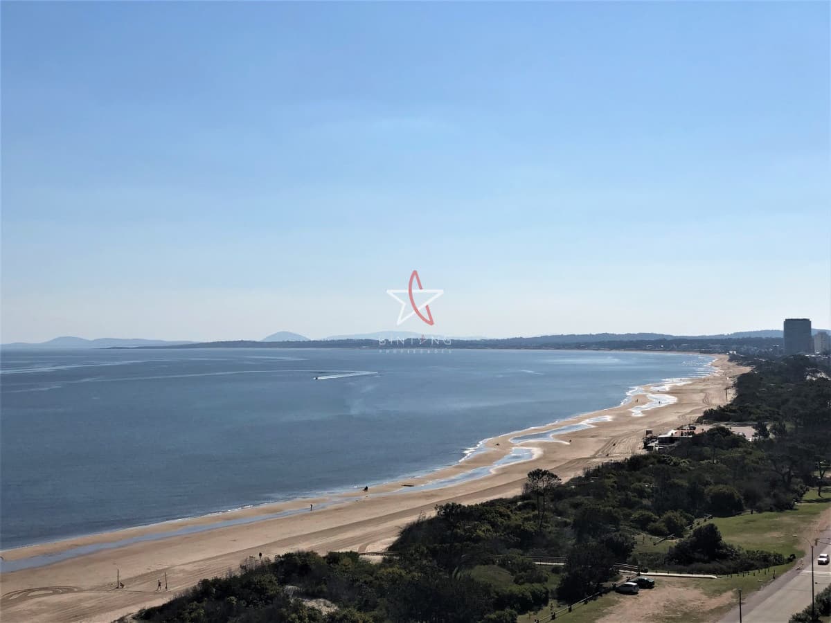APARTAMENTO, 3 DORM Y DEPENDENCIA, MANSA, PUNTA DEL ESTE, ALQUILER - Bintang Propiedades