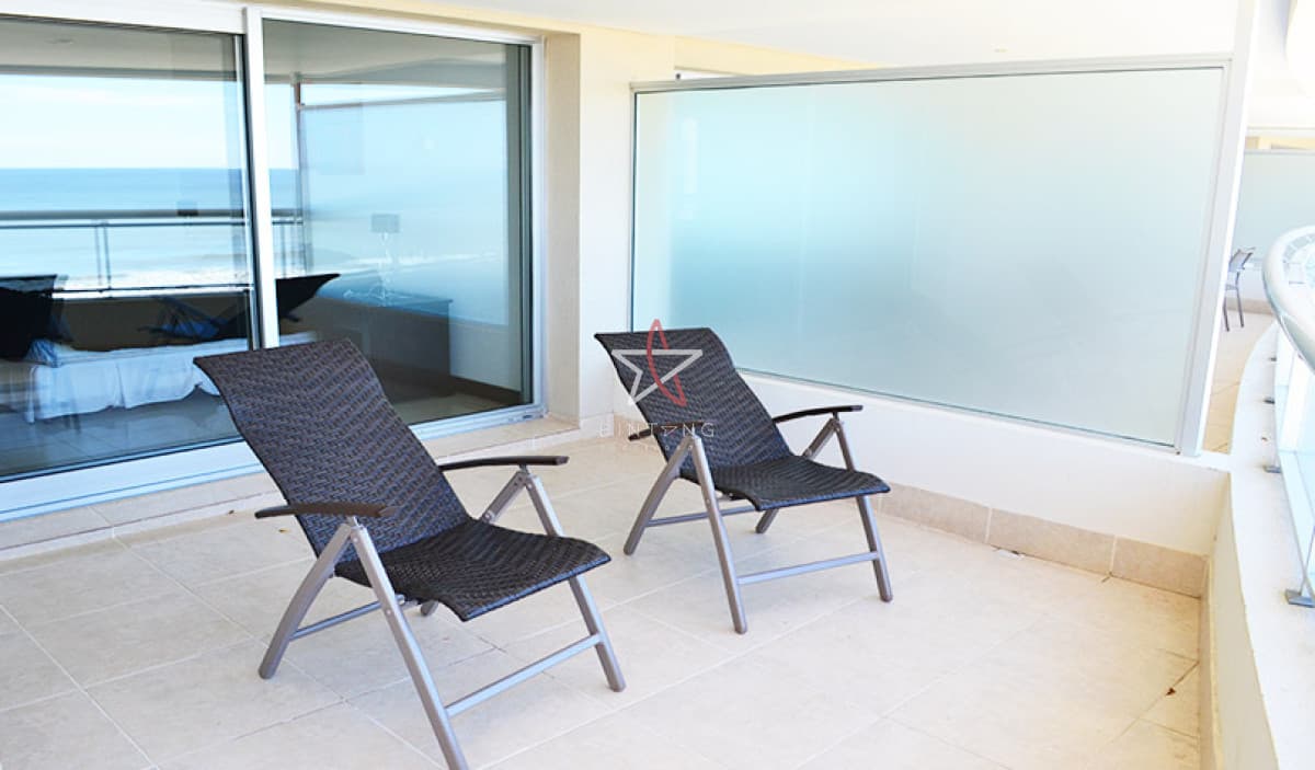 APARTAMENTO, 3 DORMITORIOS + SERVICIO, BRAVA, PUNTA DEL ESTE, VENTA Y ALQUILER  - Bintang Propiedades