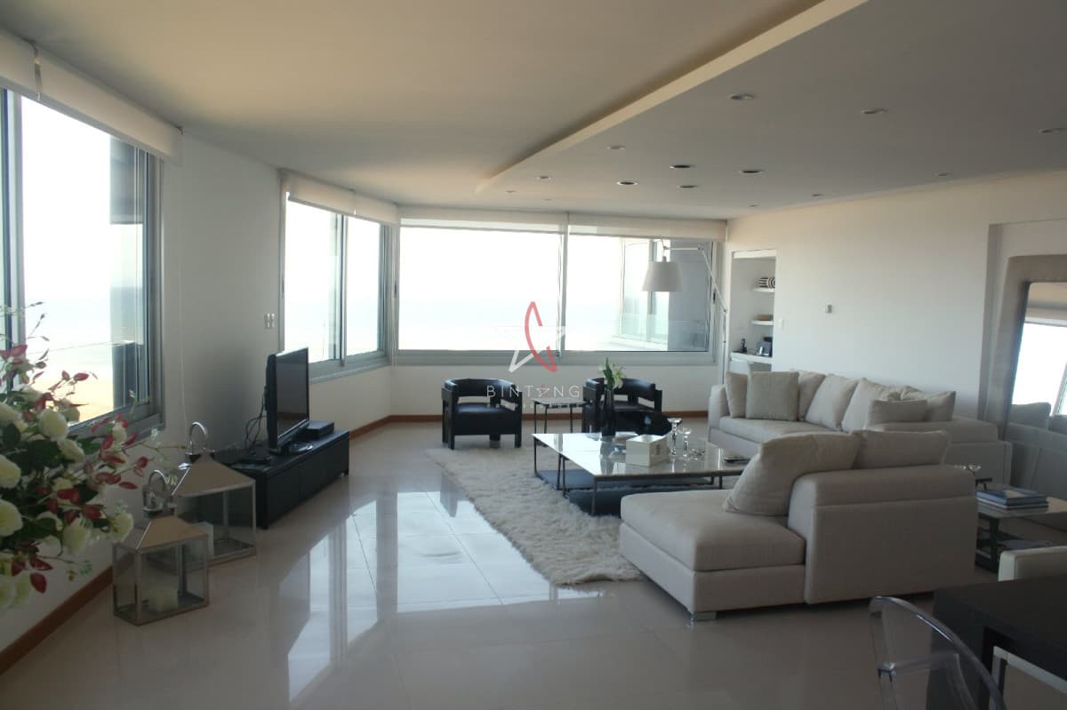 Apartamento 3 suites y dependencia, punta del este, Playa Brava, Venta - Bintang Propiedades