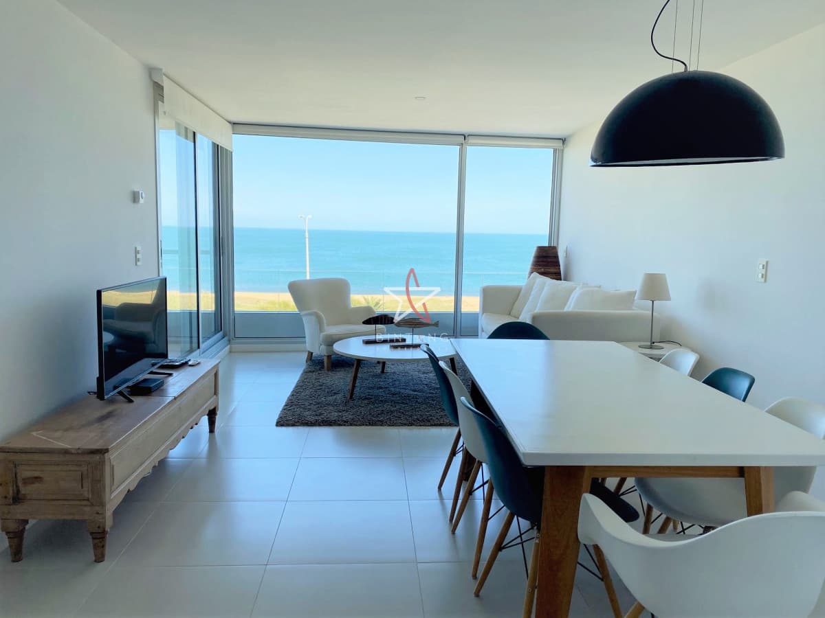 Apartamento, 2dorm y dep, Playa Mansa, Punta del Este, venta - Bintang Propiedades