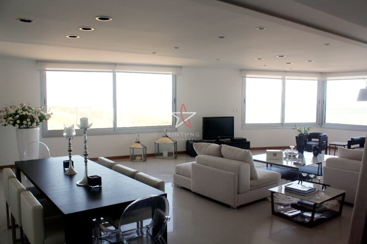 Apartamento 3 suites y dependencia, punta del este, Playa Brava, Venta - Bintang Propiedades