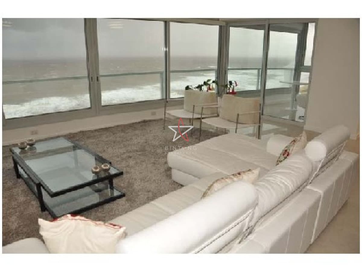 APARTAMENTO, 3DORM EN SUITE MAS SERVICIO, PLAYA BRAVA, PUNTA DEL ESTE, ALQUILER - Bintang Propiedades