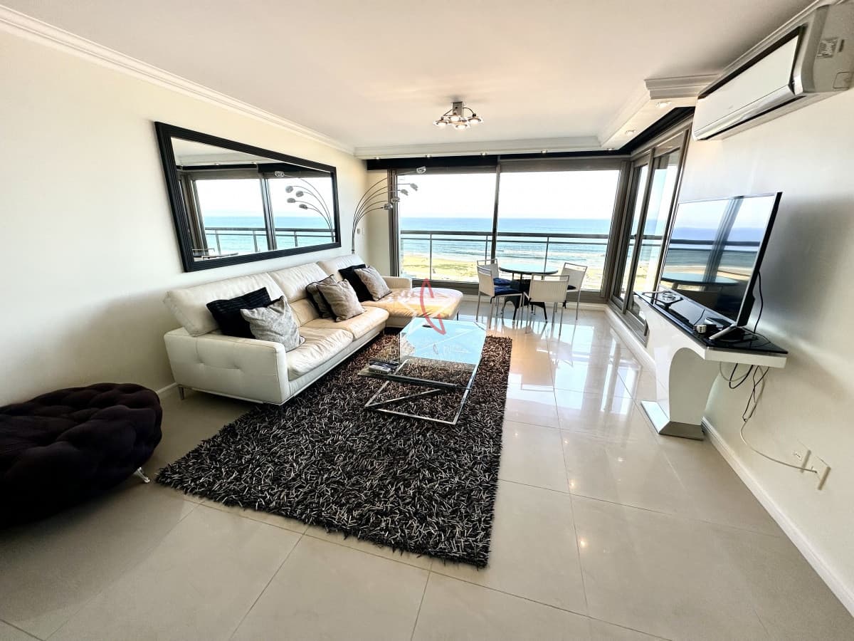 2 dorm + Servicio, Punta del Este, Brava, Venta y Alquiler - Bintang Propiedades