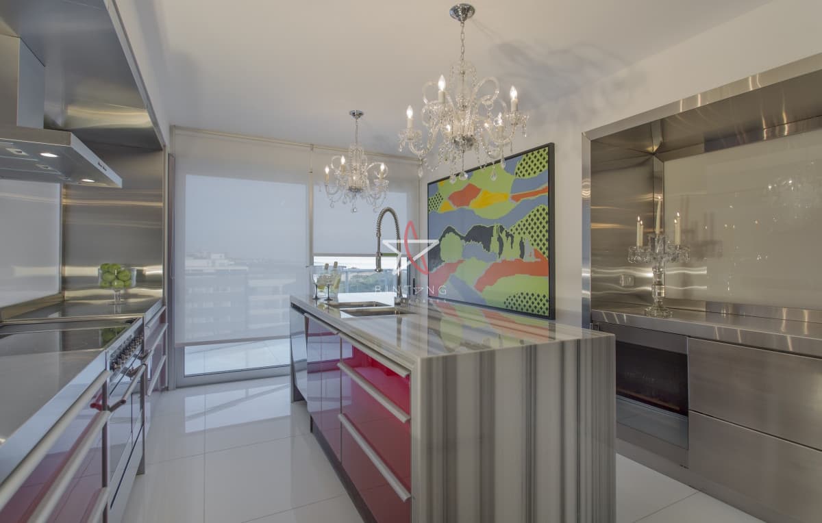 UNIFICADO, APARTAMENTO, 4 DORMITORIOS, PLAYA BRAVA, VENTA - Bintang Propiedades