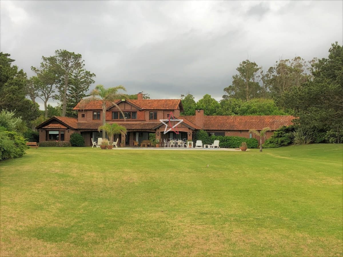 CASA, 5 DORMITORIOS, SOLANAS, PUNTA BALLENA, PUNTA DEL ESTE, VENTA Y ALQUILER - Bintang Propiedades