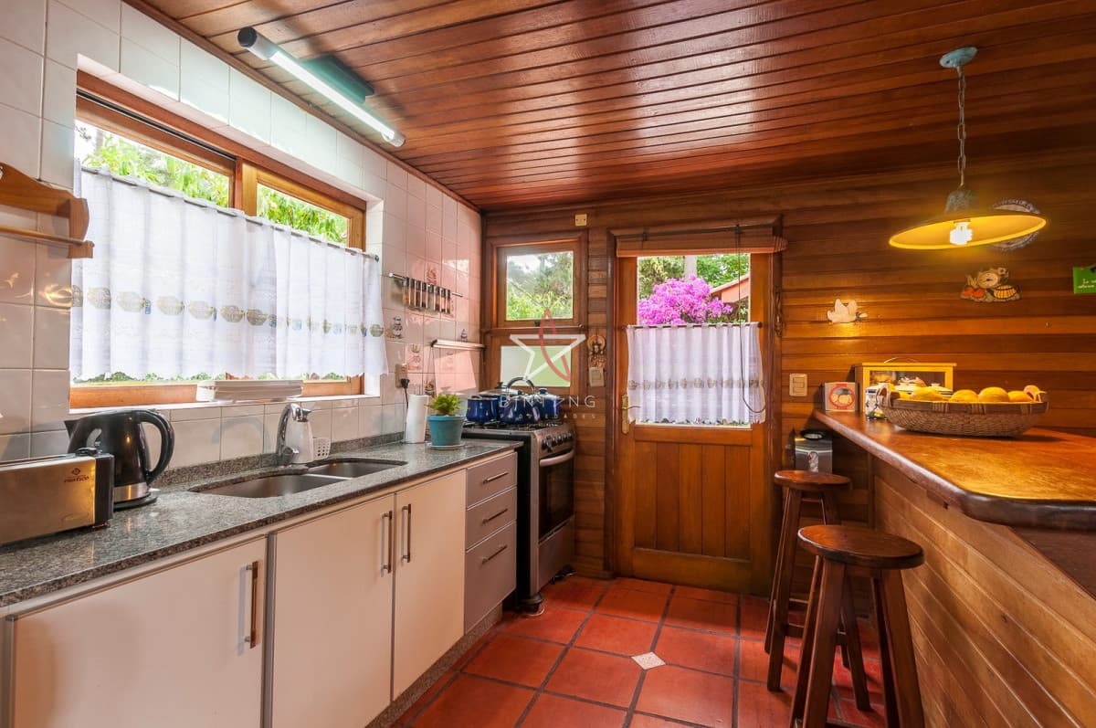 CASA, 3 DORMITORIOS, 2 BAÑOS, SOLANAS BOSQUE, PUNTA BALLENA, ALQUILER - Bintang Propiedades