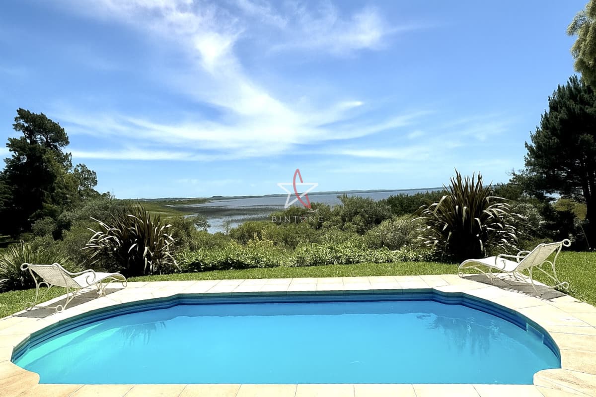 Casa, 4 dormitorios, Punta del Este, Club Del Lago, Venta y Alquiler  - Bintang Propiedades