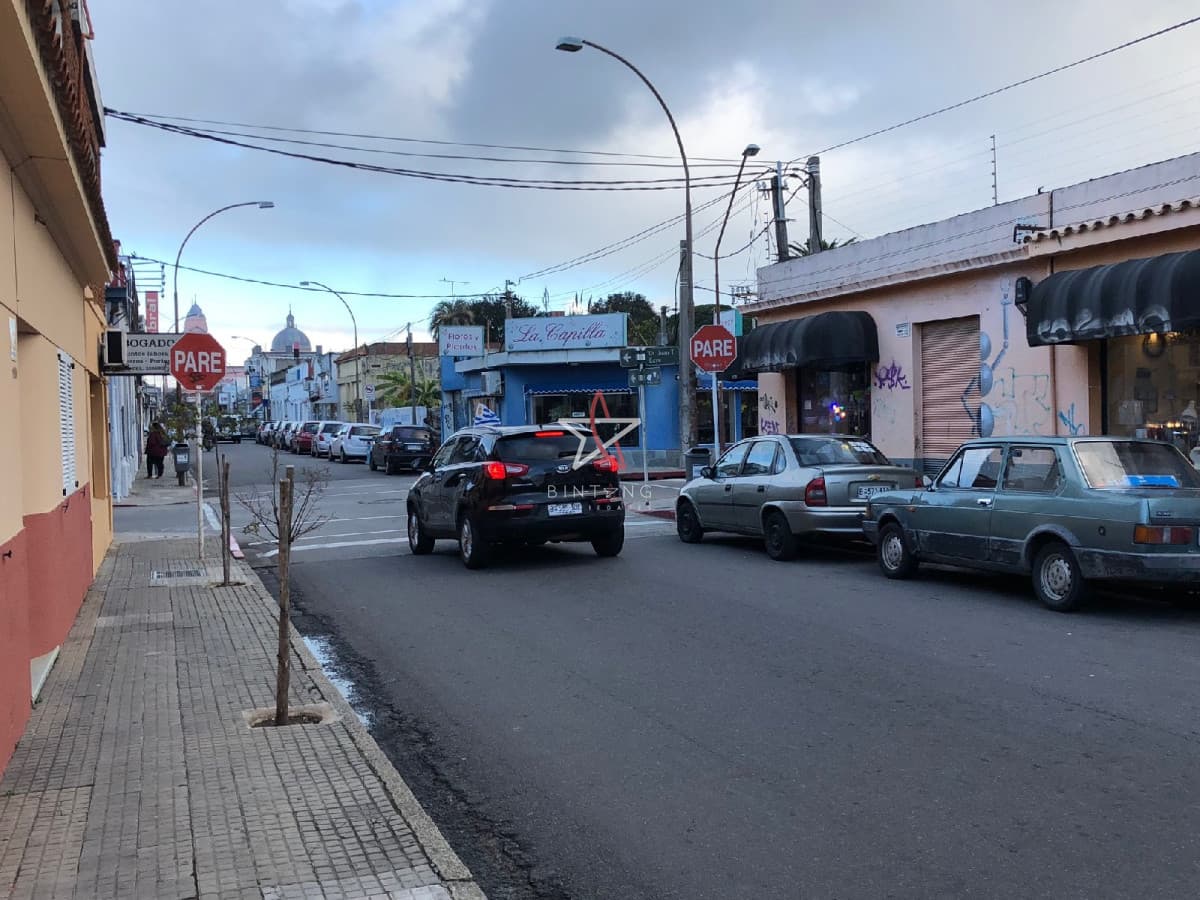 CASA APTA 4 PISOS, LOCALES, MALDONADO, VENTA - Bintang Propiedades