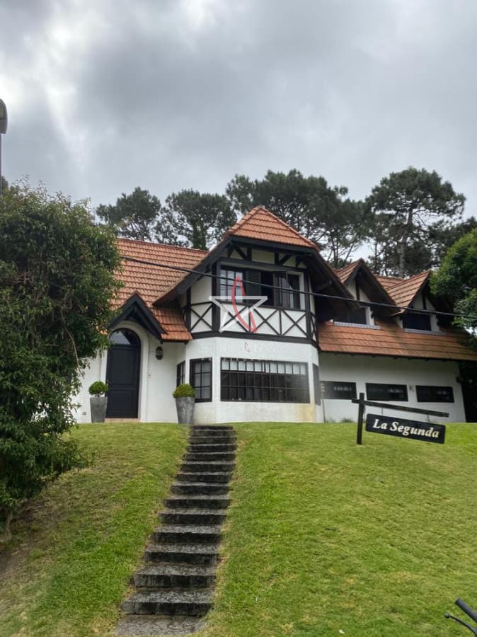 Casa, 4 dorm y dep, Punta del Este, Lugano, Venta - Bintang Propiedades