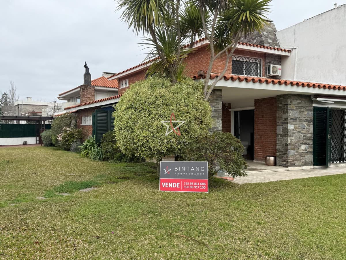 Casa, Venta, Punta Gorda, 3 Dormitorios, 3 Baños, Garage - Bintang Propiedades