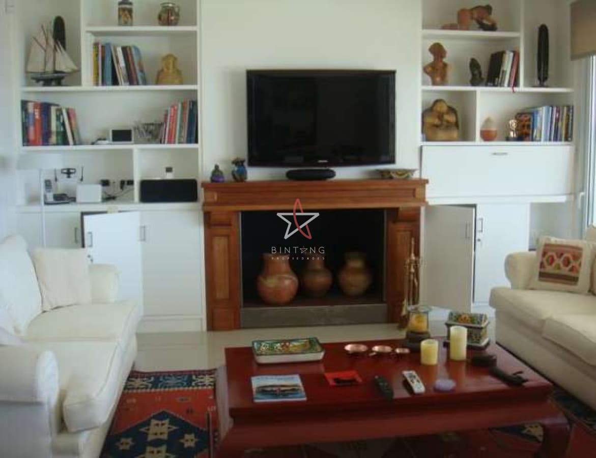CASA, 4 DORMITORIOS Y DEPENDENCIA DE SERVICIO, PUNTA BALLENA, PUNTA DEL ESTE, ALQUILER - Bintang Propiedades