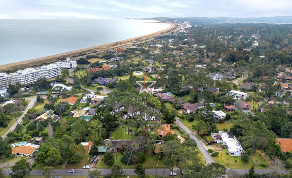 Casa, 4 dorm y dep, Punta del Este, Pinares, Alquiler - Bintang Propiedades