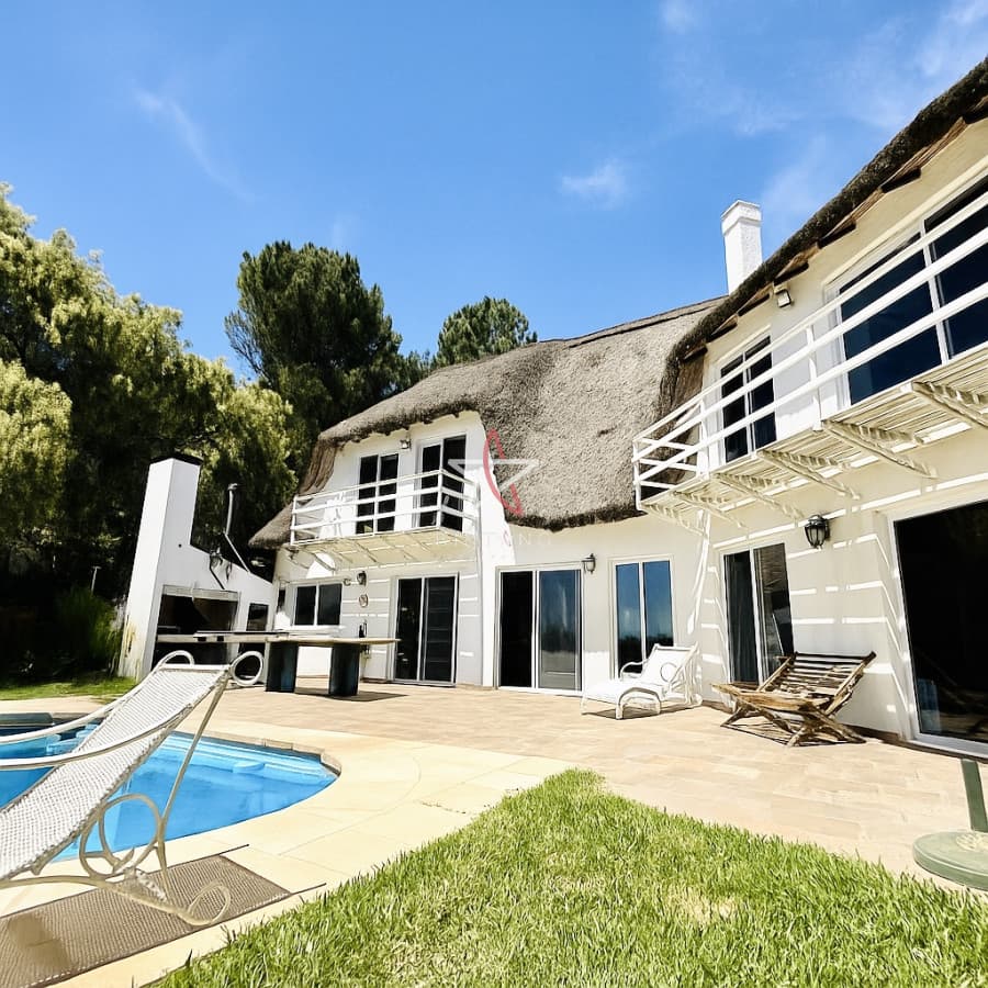 Casa, 4 dormitorios, Punta del Este, Club Del Lago, Venta y Alquiler  - Bintang Propiedades