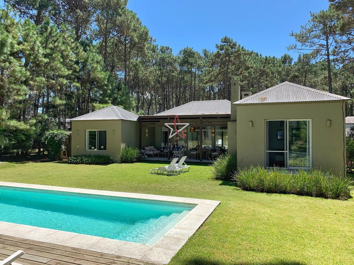 Casa, 3 dorm y dep, Punta del Este, La Barra, Laguna Blanca, Venta y Alquiler - Bintang Propiedades