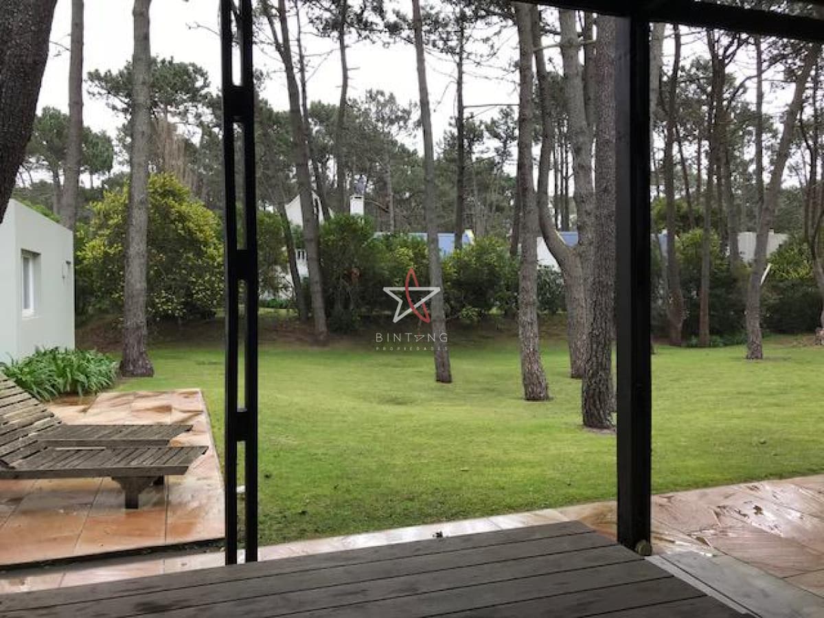 Casa, 3 dorm y dep, Punta del Este, La Barra, Laguna Blanca, Venta y Alquiler - Bintang Propiedades