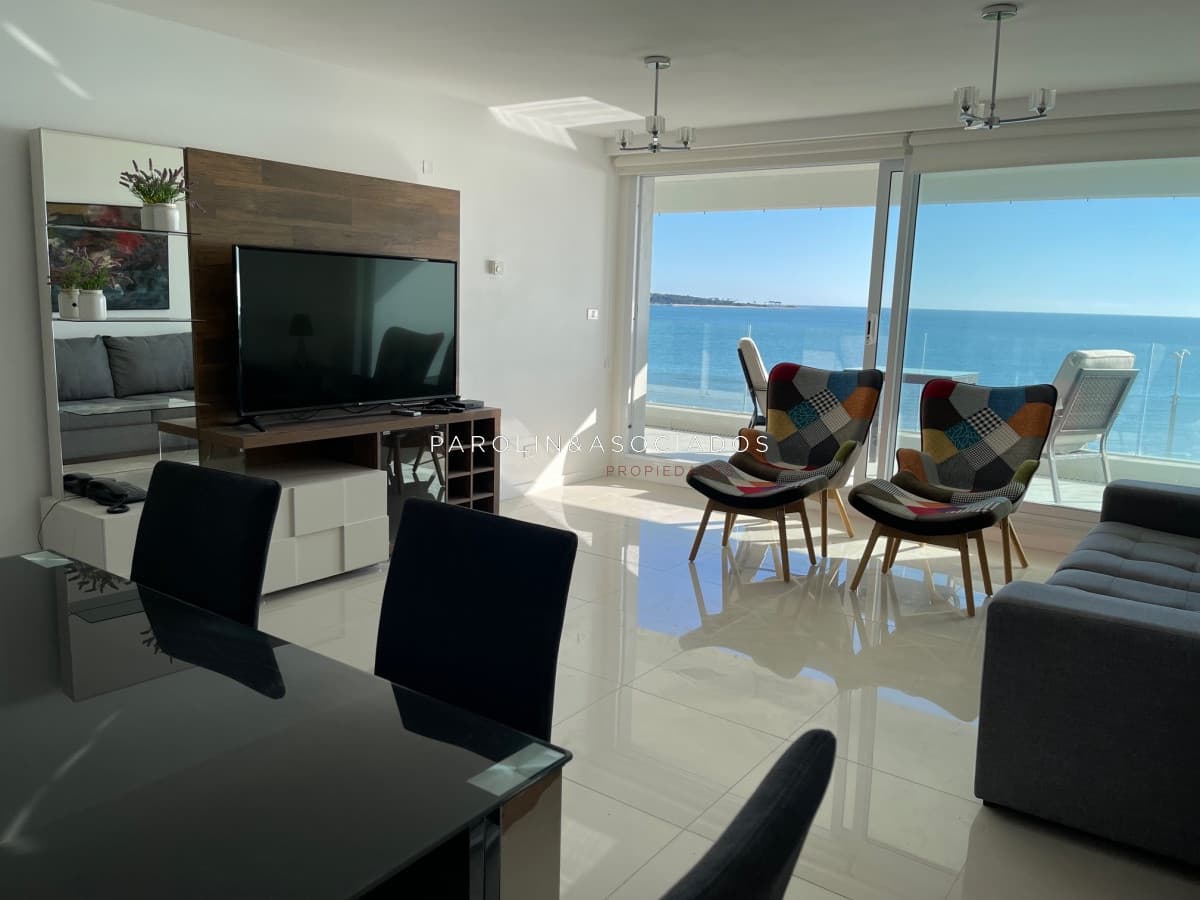 Apartamento, 2 dorm y dep, Penthouse, Playa Mansa, Alquiler Y venta