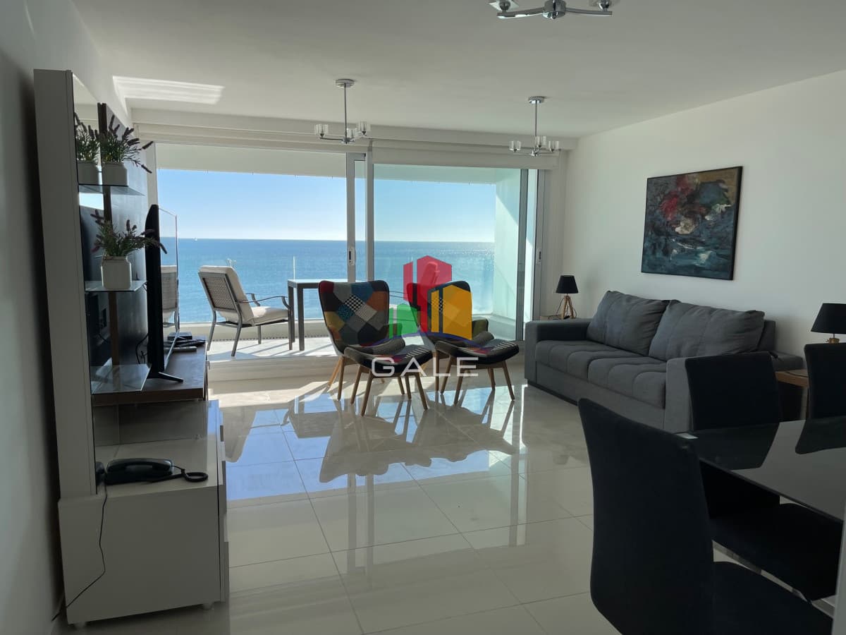Gale Propiedades & Escribanía Apartamento ID.1023 - Apartamento, 2 dorm y dep, Penthouse, Playa Mansa, Alquiler Y venta
