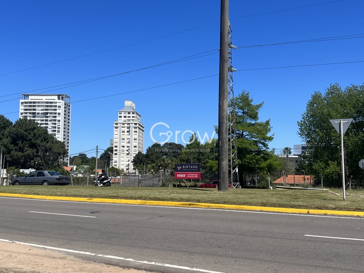 Terreno, apto comercial, Punta del Este, Cantegril, Venta