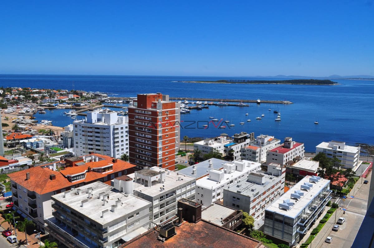 Venta-Punta del Este, vista al mar- PENINSULA