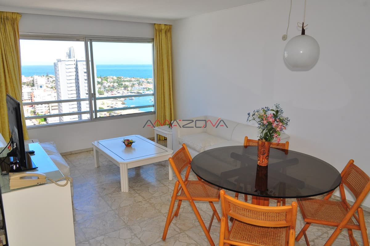 Venta-Punta del Este, vista al mar- PENINSULA